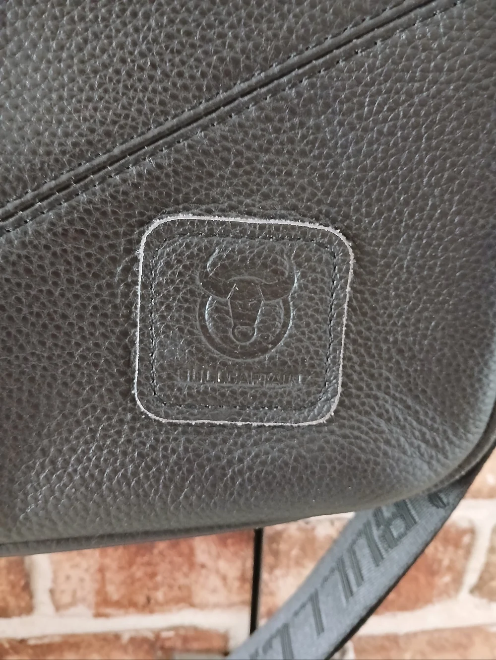 CAPTAIN BULL Black LEATHER Laptop Office BUSINESS Work TRAVEL Messenger BAG